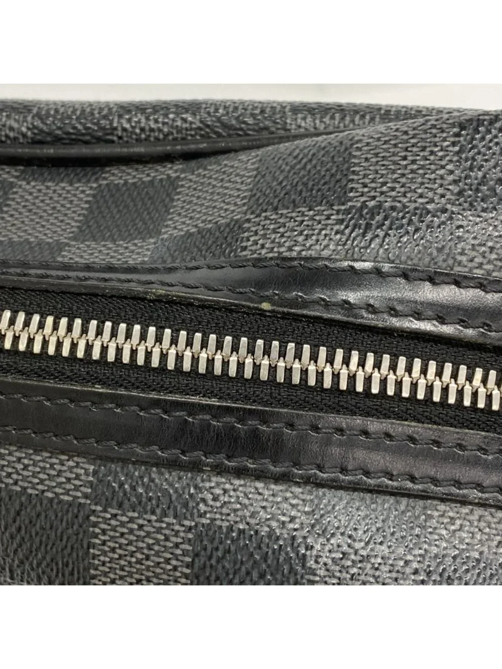 Louis Vuitton Shoulder Bag Damier Graphite Io Black Gray